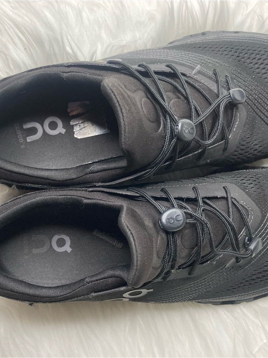 On Running Men’s Black Trail Running Shoes with Quick-Lace main image 3